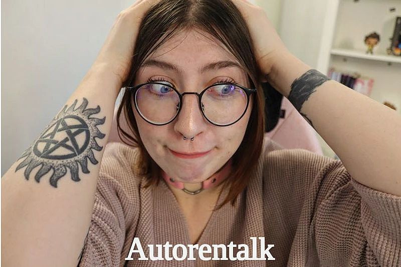 In meinem heutigen YouTube-Video spreche ich über Schreibflauten. Vorneweg muss ich sagen: Ich glaube nicht an Schreibflauten. Dafür erzähle ich euch, wie ich damit umgehe, wenn ich mal keine Lust zu schreiben habe oder irgendwo feststecke. Schaut bei Meli Kaninchen vorbei.🐰
#lesen #bücher #buch #bücherliebe #bücherwurm #lesenmachtglücklich #leseratte #bookstagramgermany #buchliebe #buchtipp #büchersüchtig #leseliebe #germanbookstagram #bücherregal #büchersucht #writingcommunity #melinaconiglio #youtube #schreibflaute #autorentalk